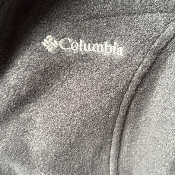 Columbia Fleece Vest - Picture 3 of 4